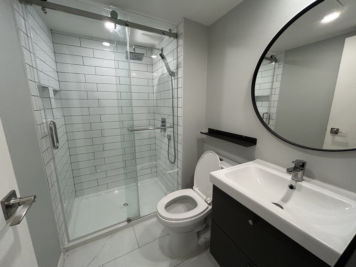 735 West 15th Avenue - Photo 14