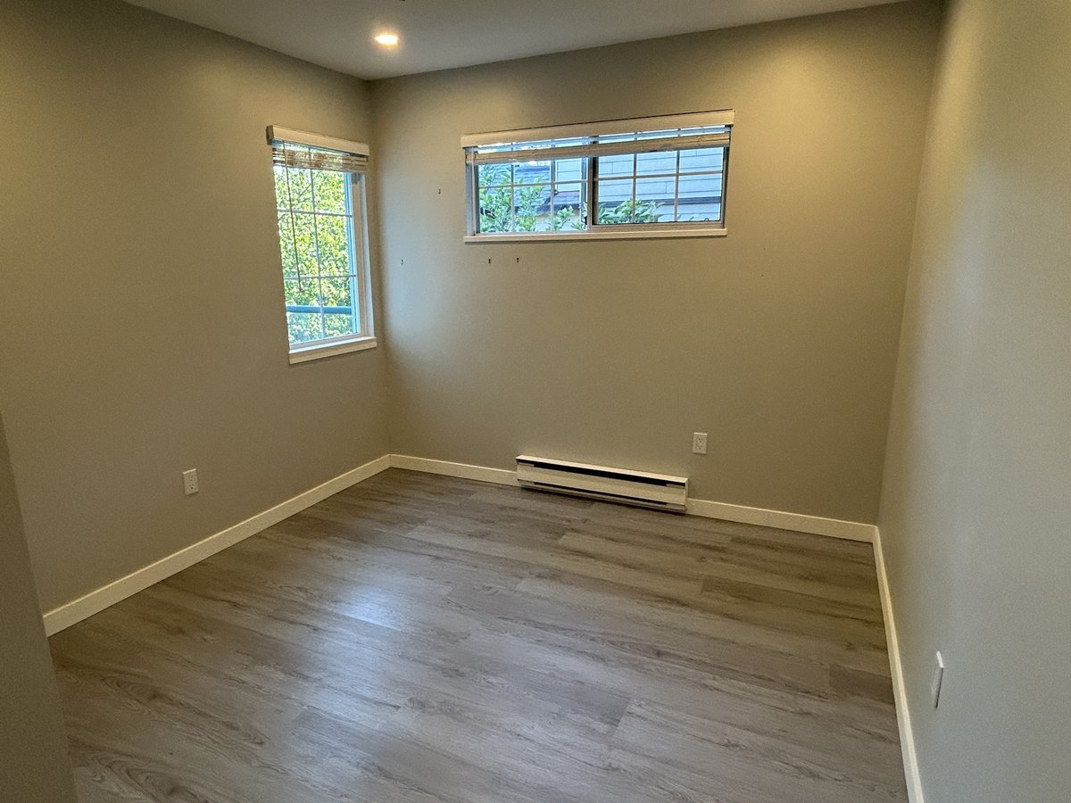 735 West 15th Avenue - Photo 11