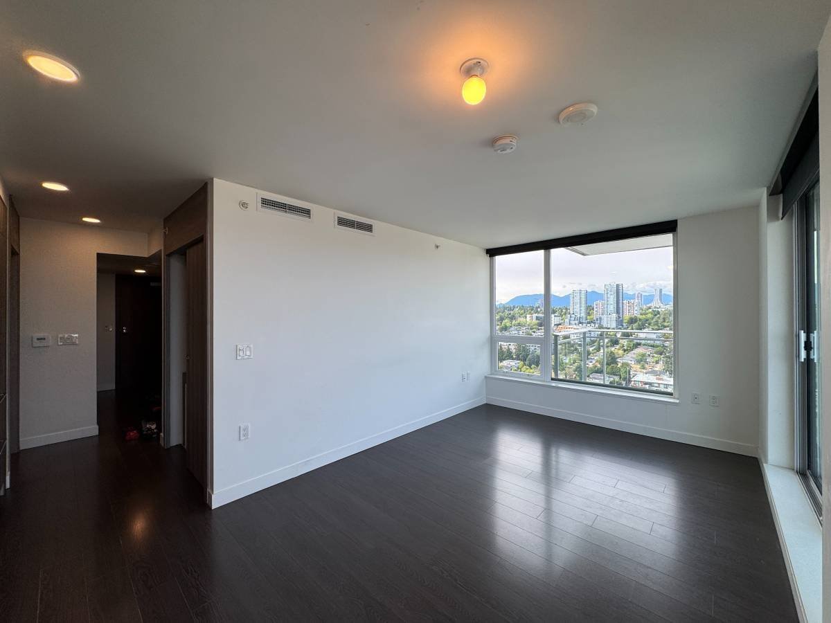 455 Southwest Marine Drive - Photo 4
