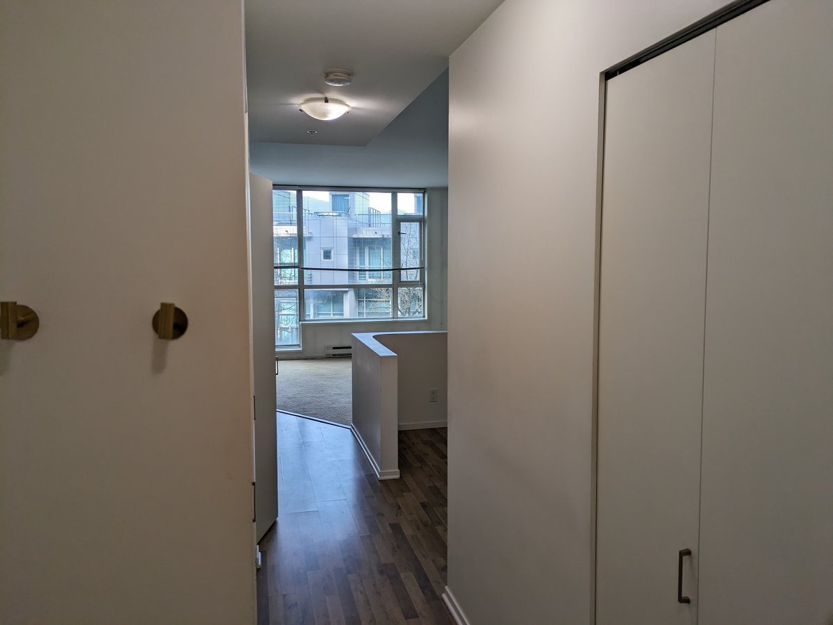 1478 West Hastings Street - Photo 3