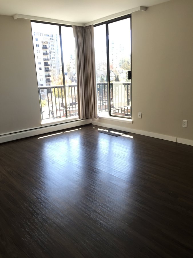 1460 Barclay Street - Photo 13