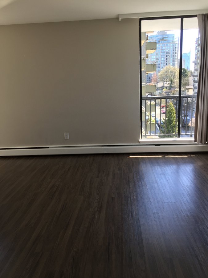 1460 Barclay Street - Photo 14