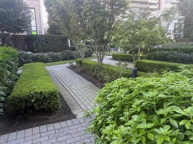 5687 Gray Avenue - Photo 11