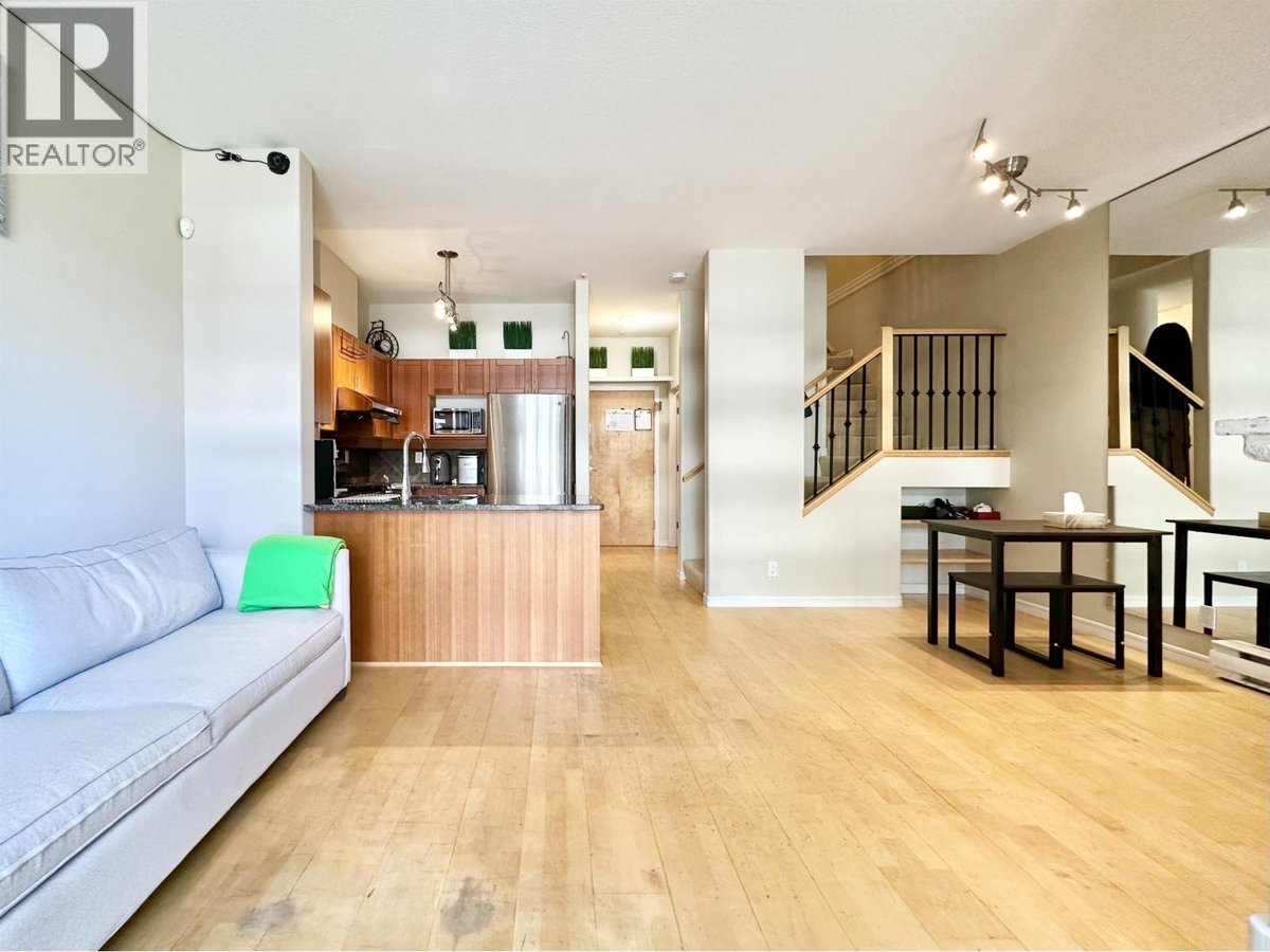 2688 VINE - Photo 5