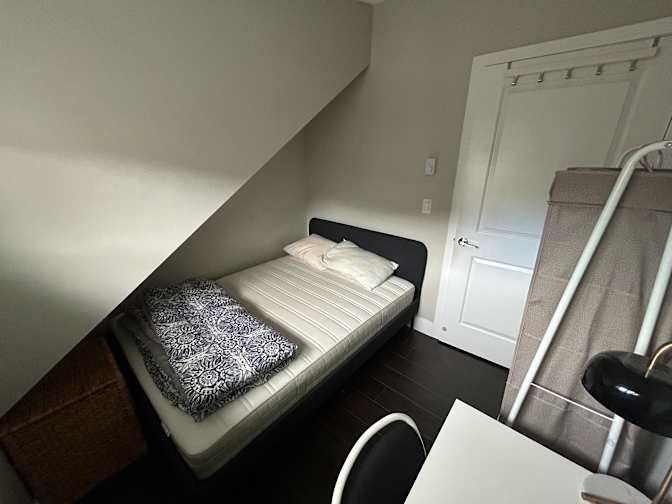 Kensington - Cedar Cottage - Photo 9