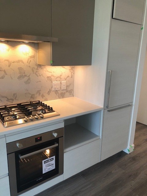 8121 Chester Street - Photo 8