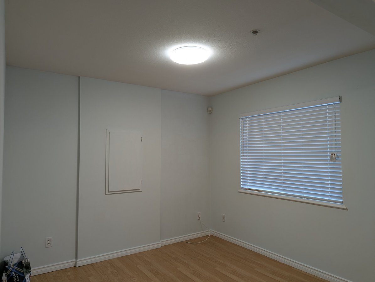 2202 Waverley Avenue - Photo 2