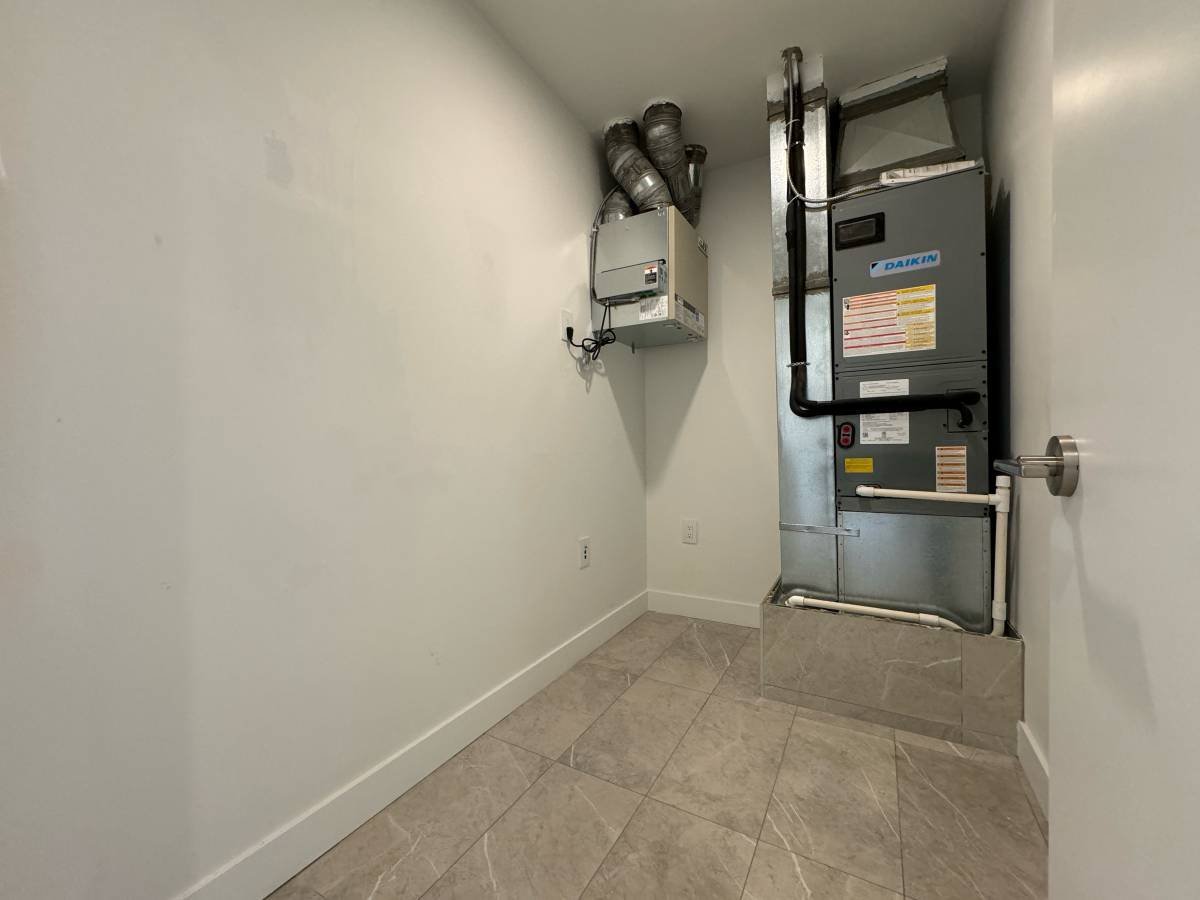 7638 Cambie Street - Photo 22