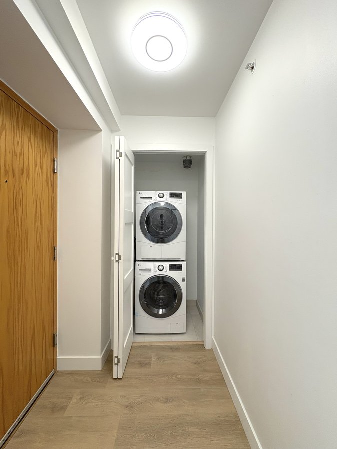 1288 Alberni Street - Photo 19