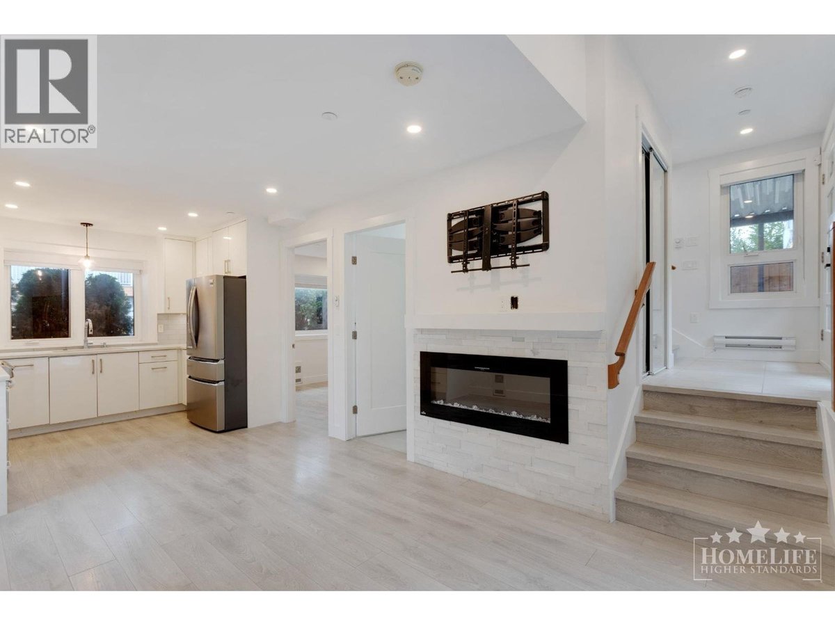 Lane House 6623 6627 INVERNESS STREET - Photo 3