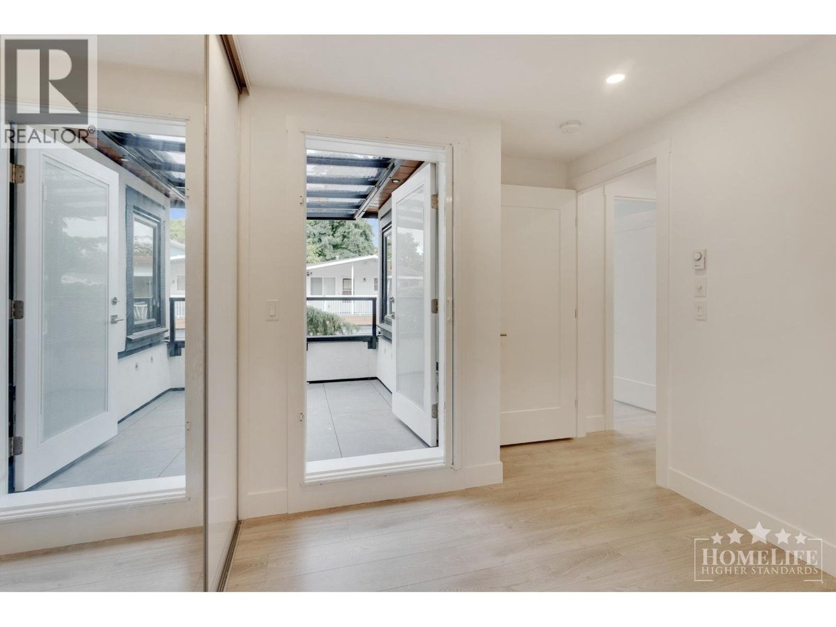 Lane House 6623 6627 INVERNESS STREET - Photo 11