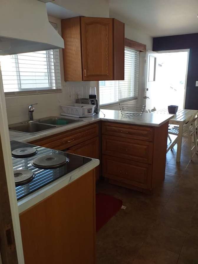 East Pender Street - Photo 4
