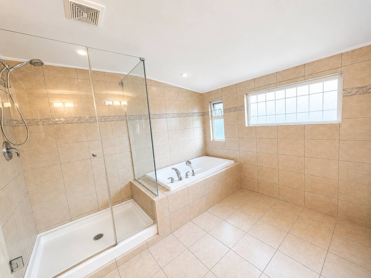 6519 Cypress Street - Photo 2