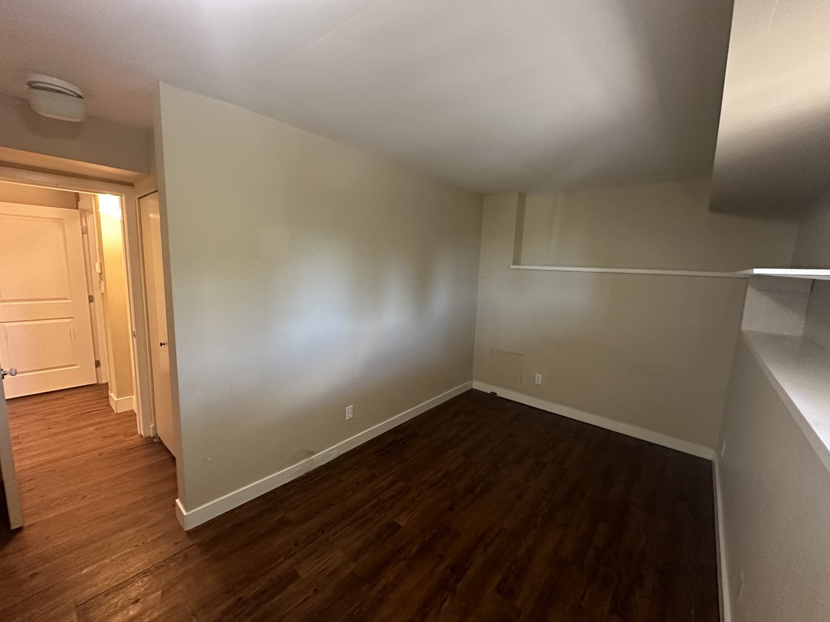2642 Ottawa Avenue - Photo 7