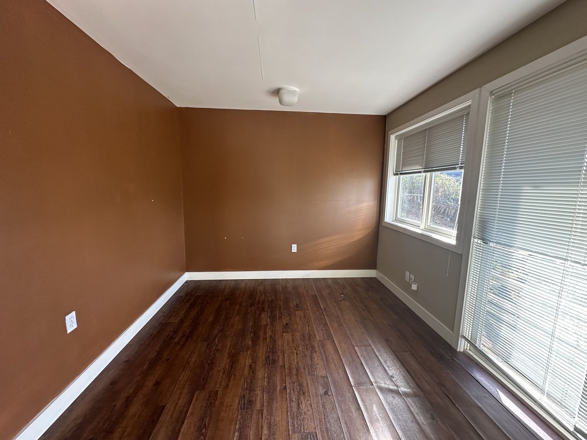 2642 Ottawa Avenue - Photo 3