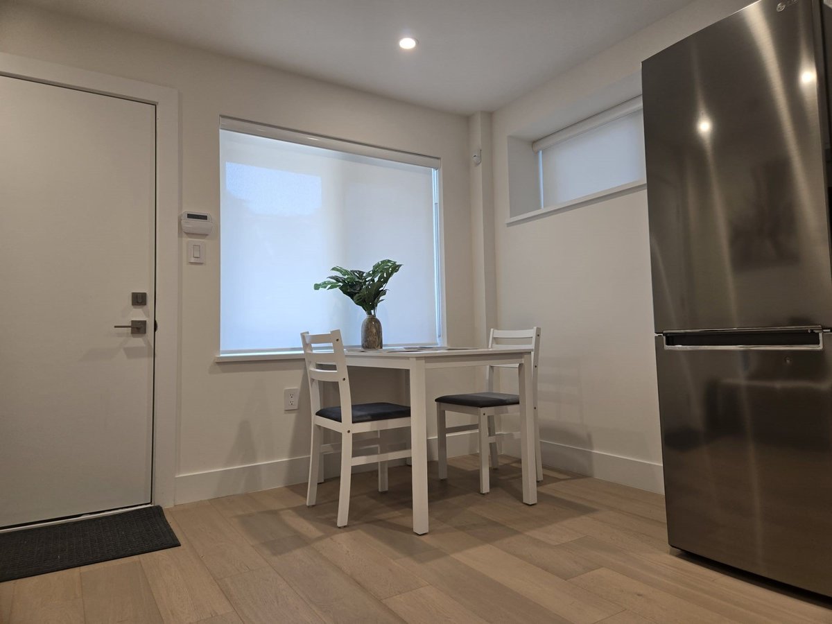 8182 Cartier Street - Photo 3