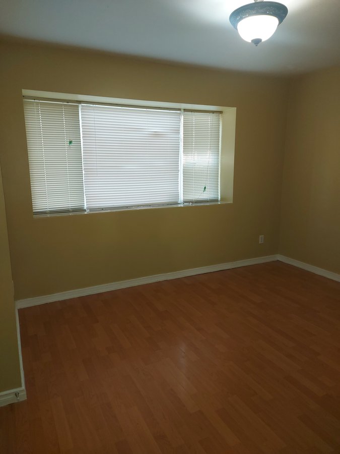 5725 Clarendon Street - Photo 5