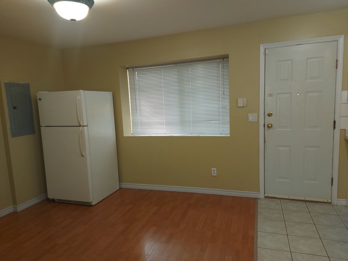5725 Clarendon Street - Photo 10