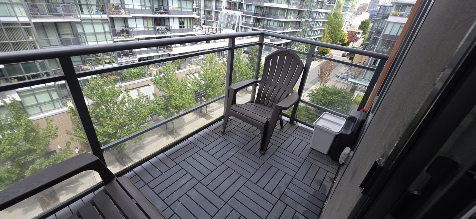 2033 West 10th Avenue - Photo 5