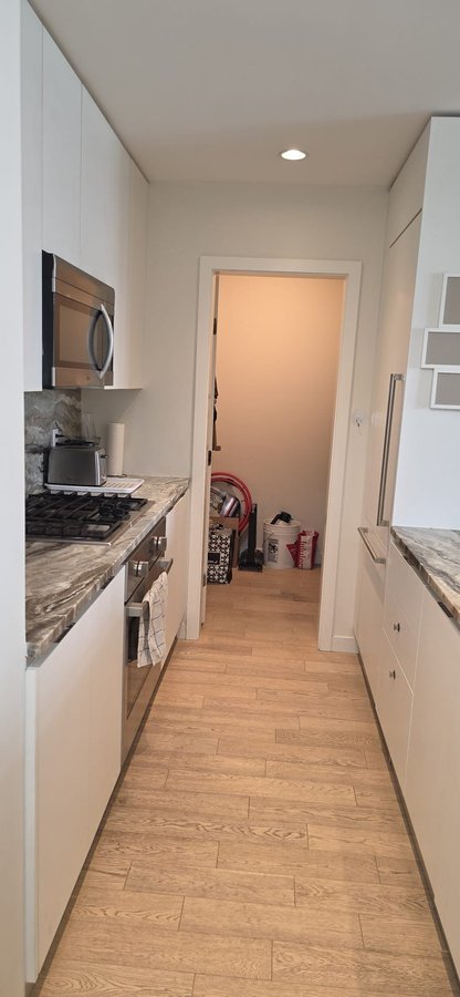 2033 West 10th Avenue - Photo 10