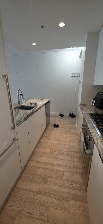 2033 West 10th Avenue - Photo 11