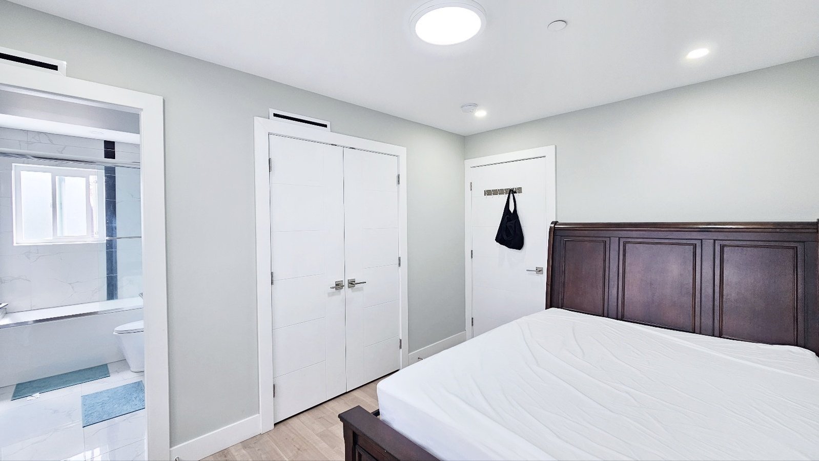 6690 Nanaimo Street - Photo 11