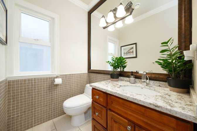 West 61st Avenue - Photo 4