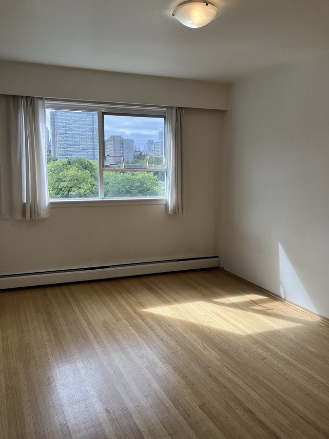 1825 Haro Street - Photo 12