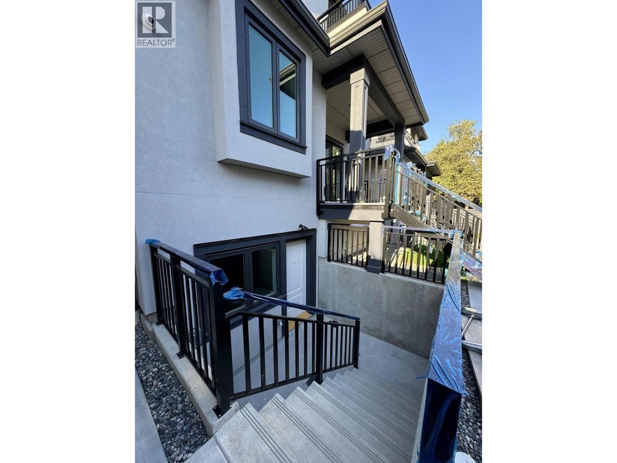 A 3814 W 17 AVENUE - Photo 1