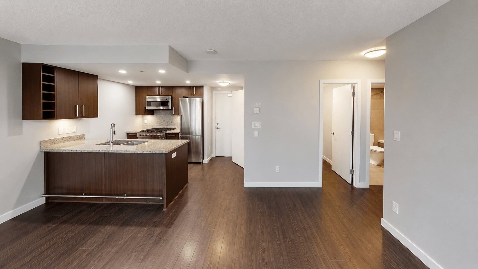 138 West 1st Avenue - Photo 7