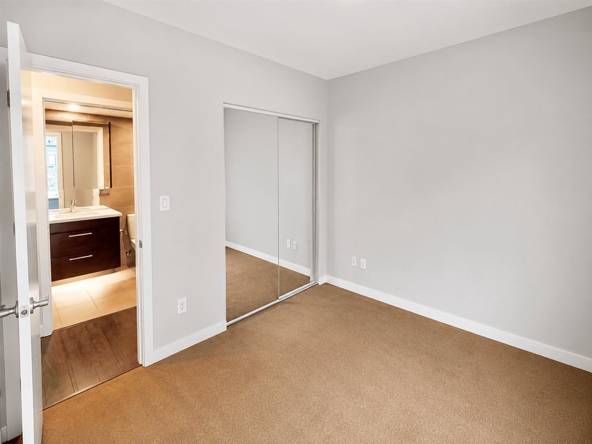 138 West 1st Avenue - Photo 13