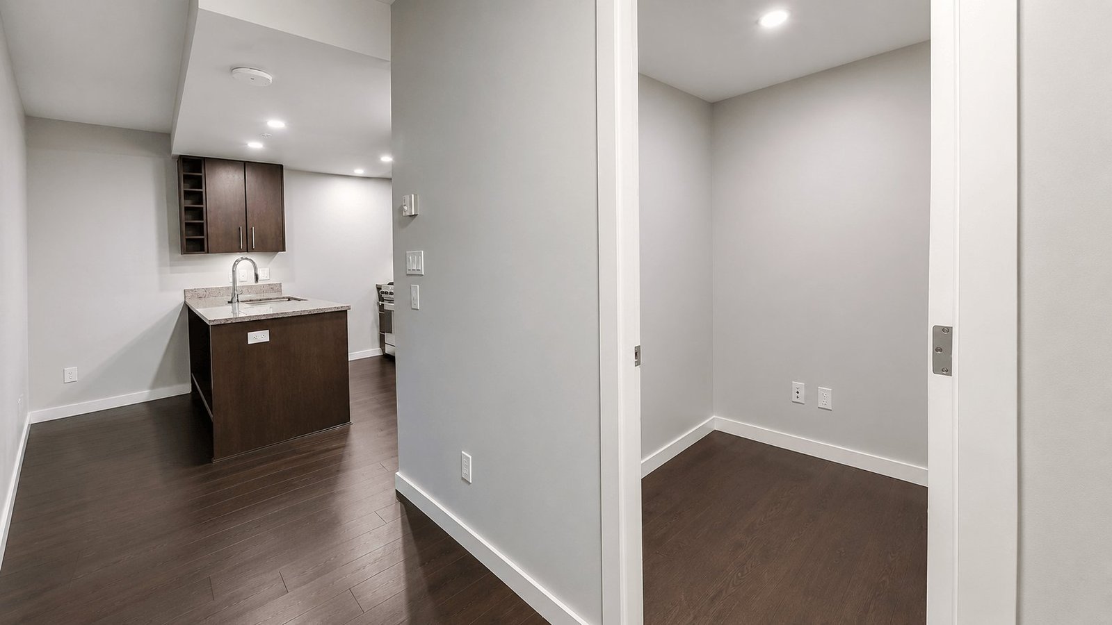 138 West 1st Avenue - Photo 9