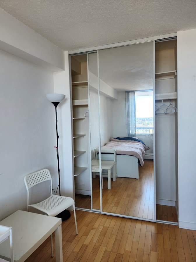 West End - Photo 5