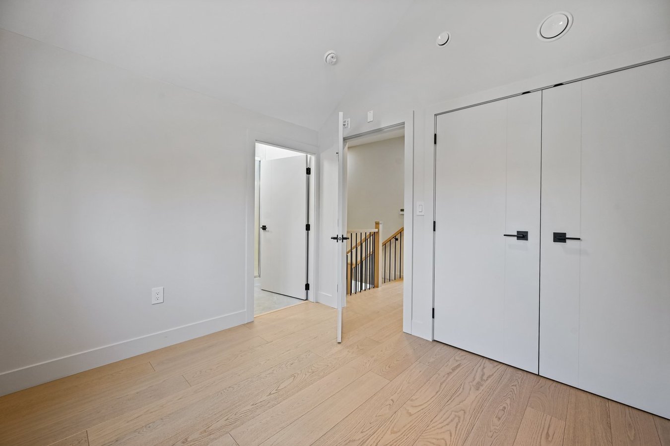 3410 Knight Street - Photo 10