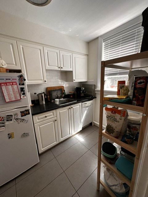 1045 West 11th Avenue - Photo 3