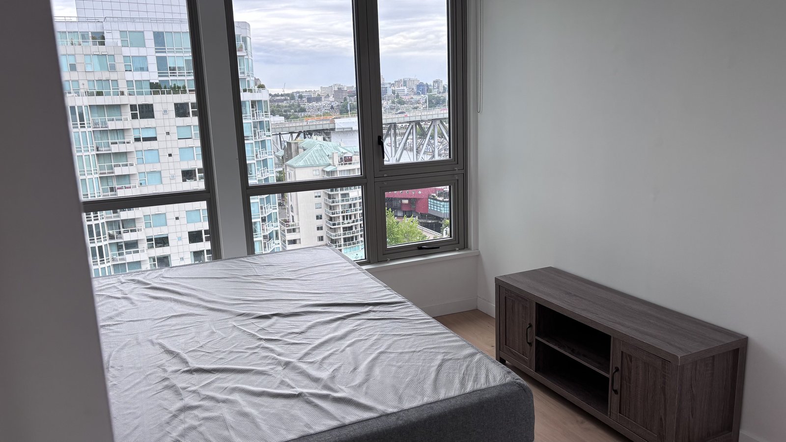 1625 Hornby Street - Photo 20