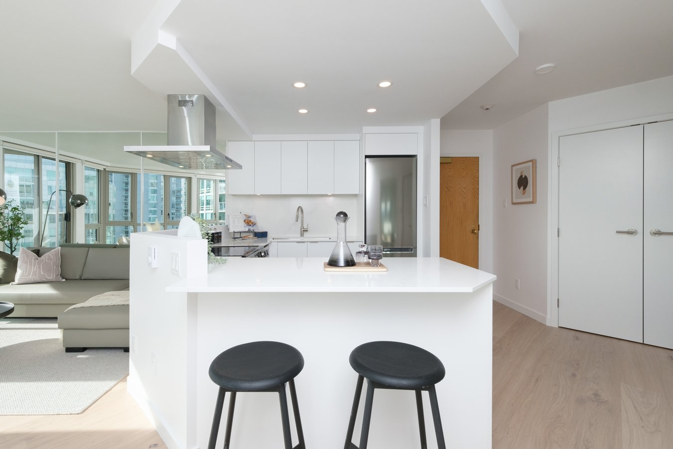 1625 Hornby Street - Photo 6