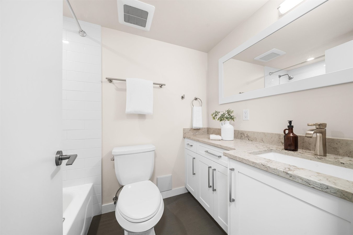 2234 West 1st Avenue - Photo 8