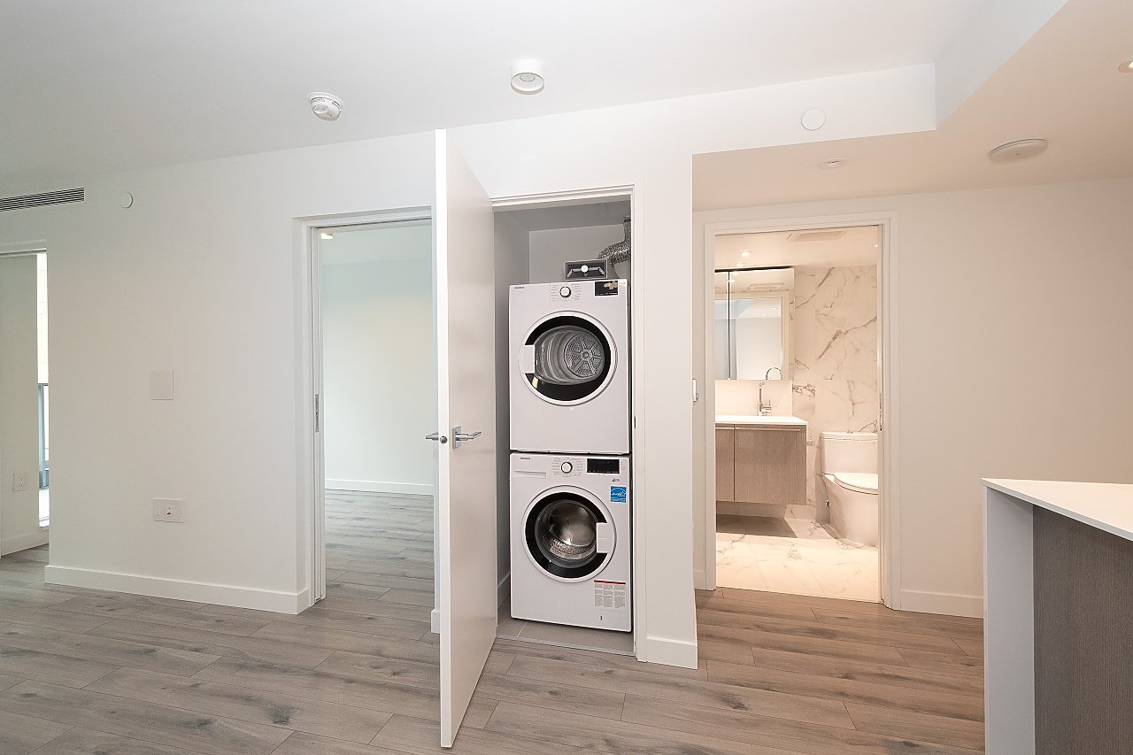 1107 Richards Street - Photo 10