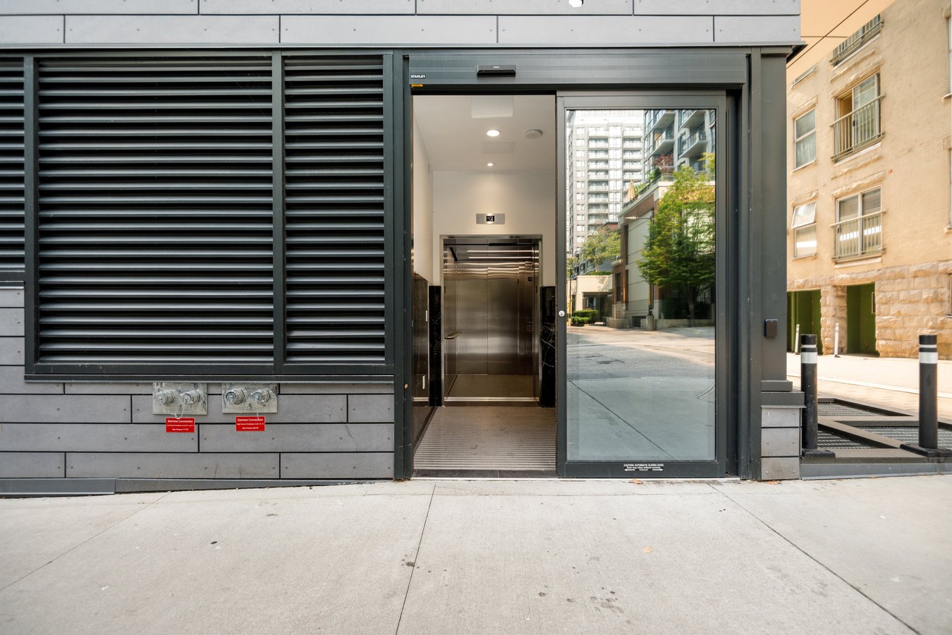 1107 Richards Street - Photo 20