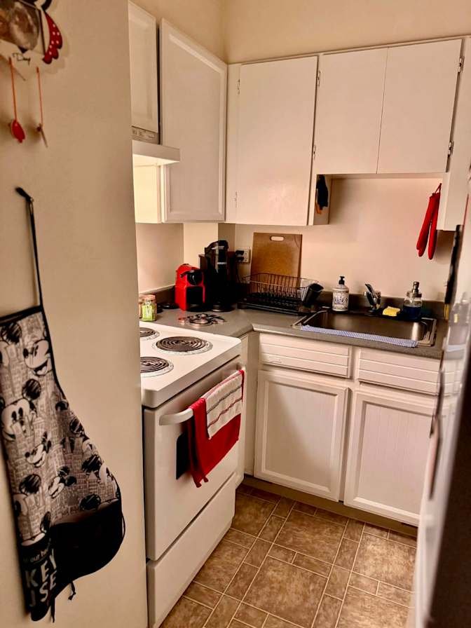 West End - Photo 2