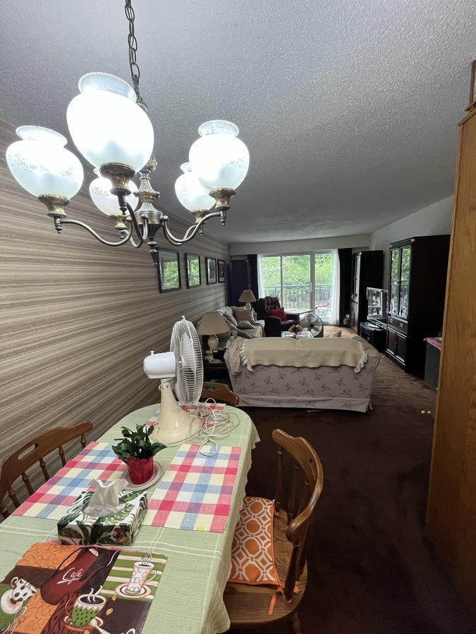2121 West 6th Avenue - Photo 2