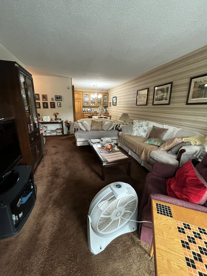 2121 West 6th Avenue - Photo 3