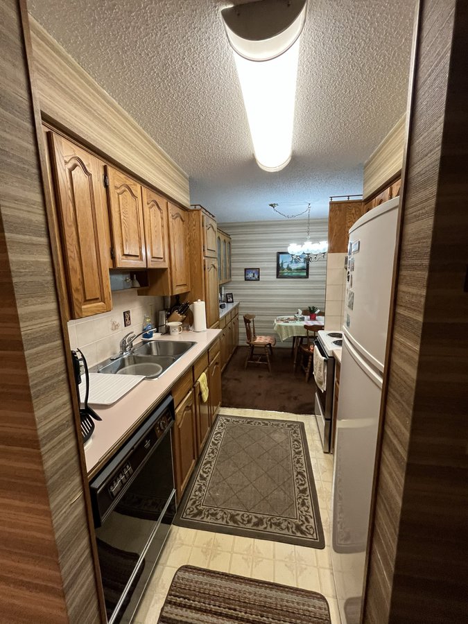 2121 West 6th Avenue - Photo 9