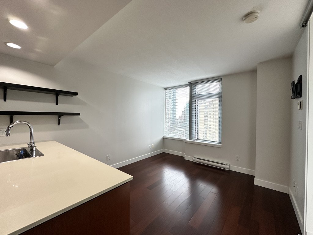 1255 Seymour Street - Photo 4