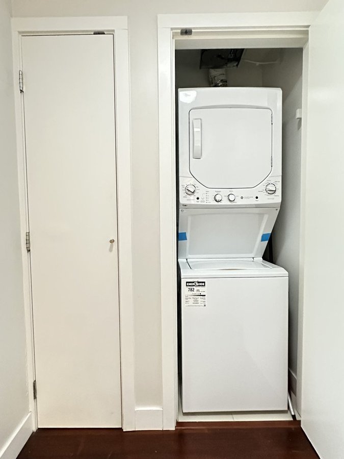 1255 Seymour Street - Photo 8