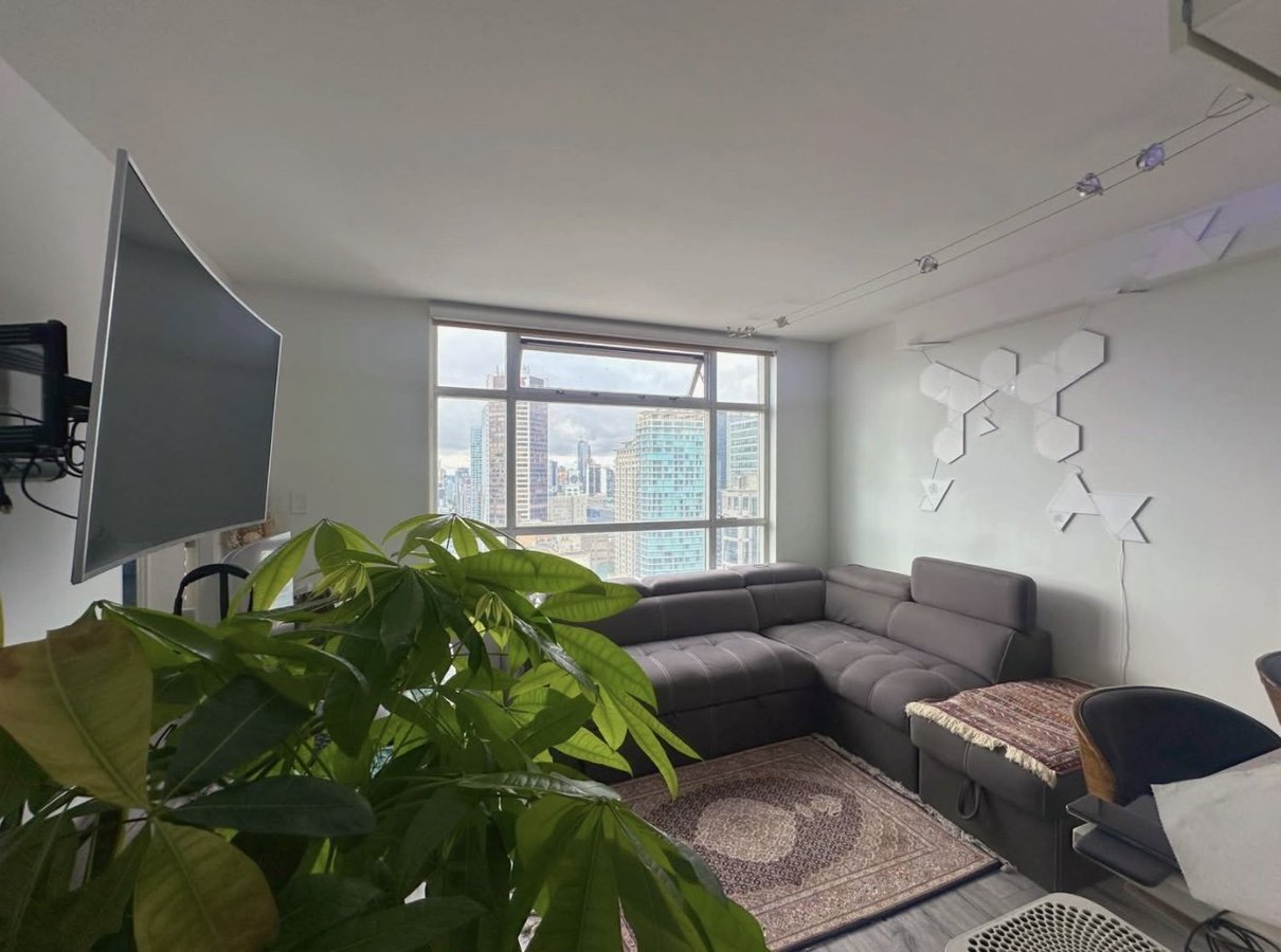 438 Seymour Street - Photo 3