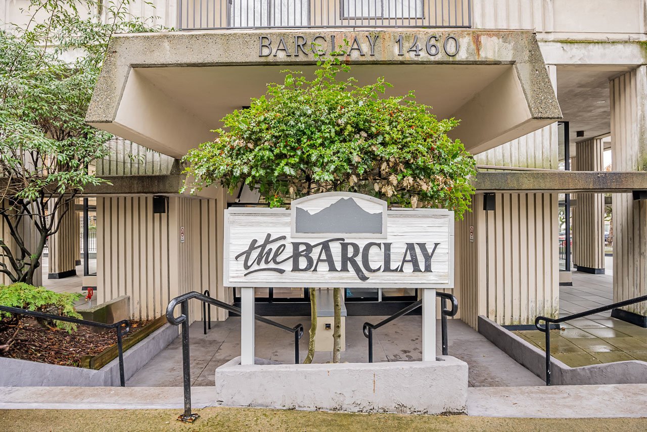1460 Barclay Street - Photo 3