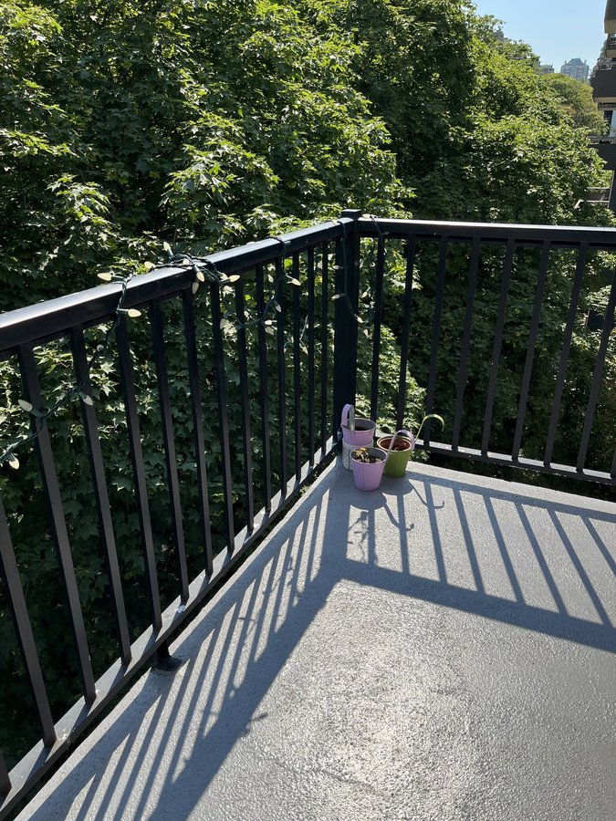 1460 Barclay Street - Photo 18