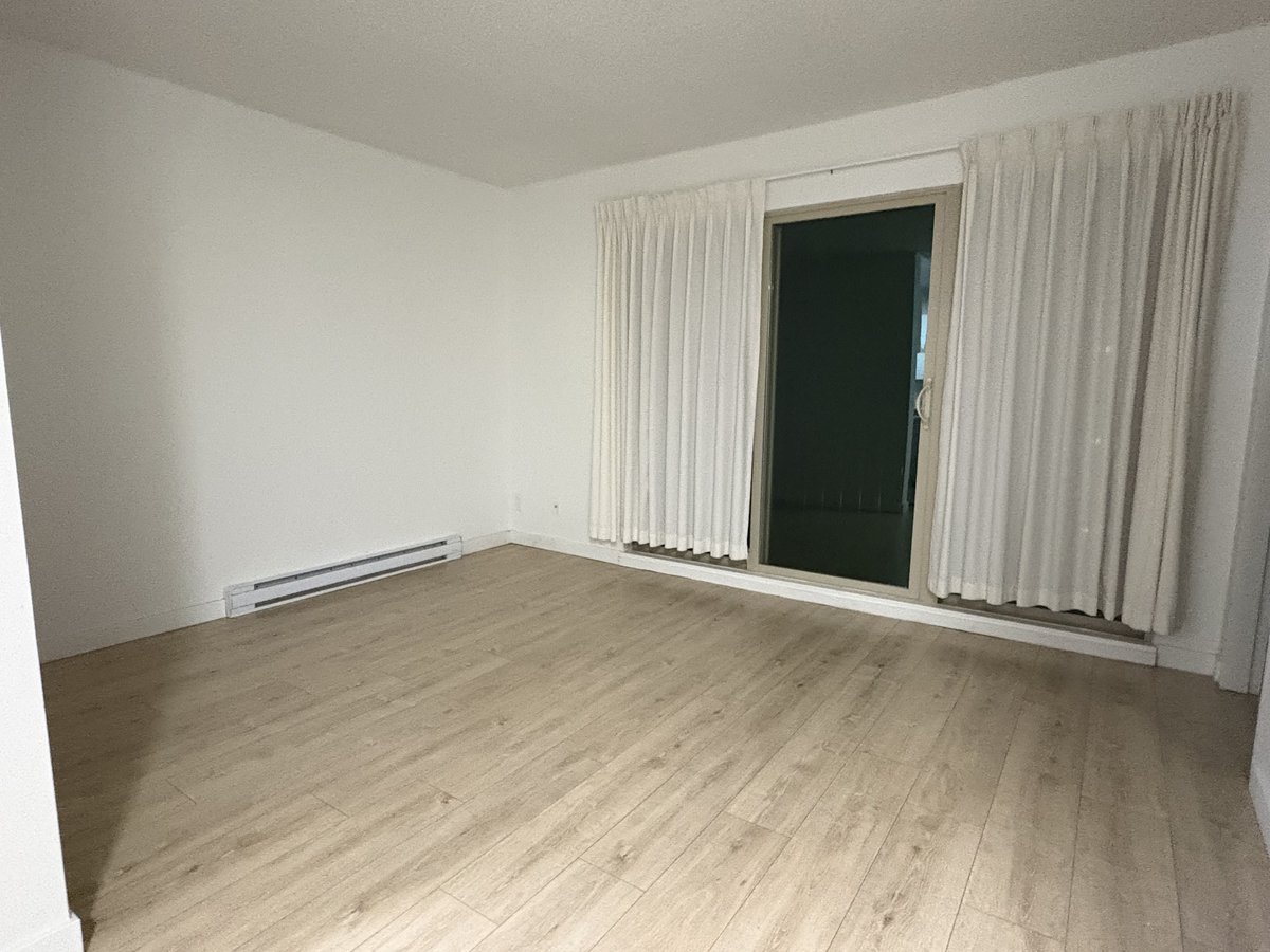 525 West 14th Avenue - Photo 4